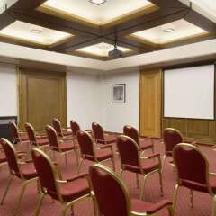 Отель Ramada Plaza Antwerp