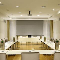 Отель UNAHOTELS Century Milano фото 3