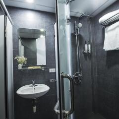 The Chi Novel Hostel ванная