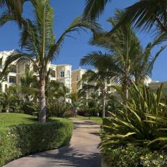 Отель Pueblo Bonito Emerald Bay Resort & Spa - All Inclusive фото 3