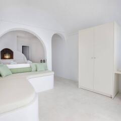 Отель Abyssanto Suites & Spa комната для гостей фото 3