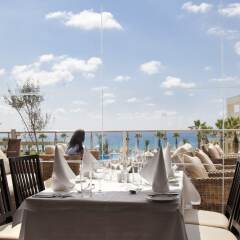 Отель Capital Coast Resort And Spa