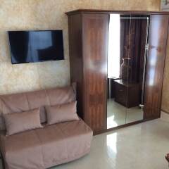Апартаменты Apartment on Kamyshovaya 41, apt 18 комната для гостей