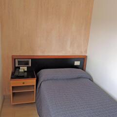 Hotel Vilobí сейф в номере