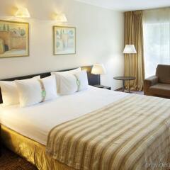 Гостиница Holiday Inn Chelyabinsk - Riverside комната для гостей фото 4