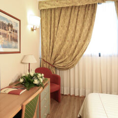 Rege Hotel Сан-Донато-Миланезе комната для гостей фото 2
