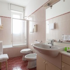IH Hotels Milano ApartHotel Argonne Park in Milan, Italy from 212$, photos, reviews - zenhotels.com bathroom