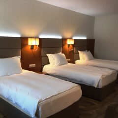 Отель Golden Tulip Varna Болгария, Варна - отзывы, цены и фото номеров - забронировать отель Golden Tulip Varna онлайн комната для гостей фото 3