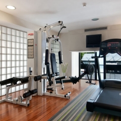 Отель Hilton Brussels City фитнесс-зал фото 2