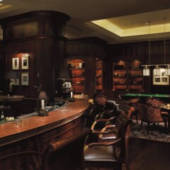 Отель The Ritz Carlton Guangzhou Гуанчжоу гостиничный бар
