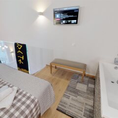 Отель Porto Enetiko Suites ванная