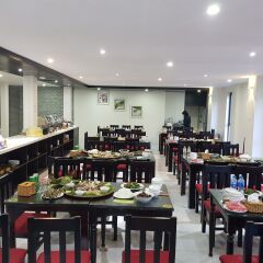 Phuong Nam Mountain View Hotel