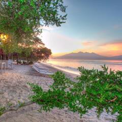 Отель The Trawangan Resort пляж