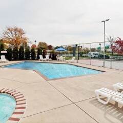 Отель Hawthorn Suites by Wyndham Columbus North США, Колумбус - отзывы, цены и фото номеров - забронировать отель Hawthorn Suites by Wyndham Columbus North онлайн бассейн