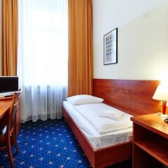 Hotel Europa City in Berlin, Germany from 115$, photos, reviews - zenhotels.com guestroom photo 3