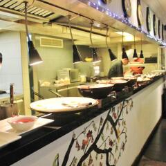 Отель Swiss Inn Chinatown Kuala Lumpur Малайзия, Куала-Лумпур - отзывы, цены и фото номеров - забронировать отель Swiss Inn Chinatown Kuala Lumpur онлайн питание фото 2