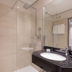 Sheraton Duesseldorf Airport Hotel ванная фото 3