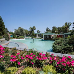 Отель Mirage Park Resort - All Inclusive бассейн