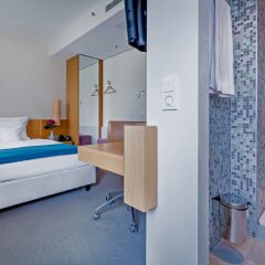 Отель Lindner Hotel Am Ku'damm Германия, Берлин - 9 отзывов об отеле, цены и фото номеров - забронировать отель Lindner Hotel Am Ku'damm онлайн комната для гостей фото 4