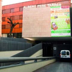 Barcelona Pere Tarrés Hostel парковка