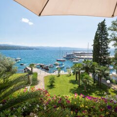 Отель Amadria Park Grand 4 Opatijska Cvijeta Хорватия, Опатия - отзывы, цены и фото номеров - забронировать отель Amadria Park Grand 4 Opatijska Cvijeta онлайн пляж фото 2