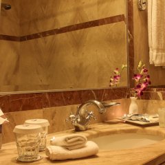 Grand Palace Hotel in Amman, Jordan from 75$, photos, reviews - zenhotels.com bathroom photo 2