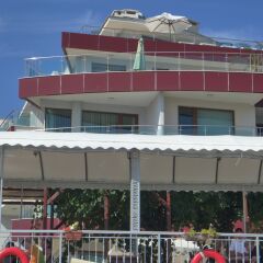 Petrov Family Hotel фото 3