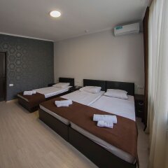 Hotel Merien Ереван сейф в номере
