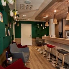 Отель Holiday Inn Express Amsterdam - City Hall гостиничный бар