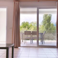 Отель Apartaments Terraza - Santa Maria Испания, Курорт Росес - отзывы, цены и фото номеров - забронировать отель Apartaments Terraza - Santa Maria онлайн комната для гостей