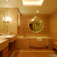 Hangzhou Haiwaihai Crown Hotel ванная фото 2
