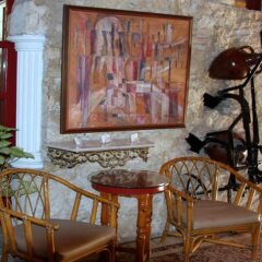 Kiniras Traditional Hotel & Restaurant интерьер отеля