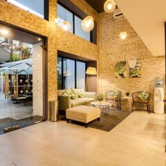 Отель La Regatta Boutique Residences интерьер отеля фото 2