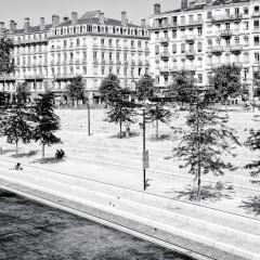 Отель Le Phénix Hôtel Франция, Лион - отзывы, цены и фото номеров - забронировать отель Le Phénix Hôtel онлайн спортивное сооружение