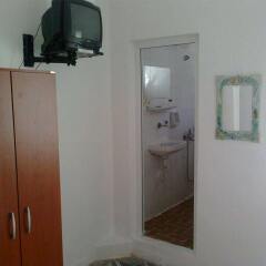 Отель Myndos Guesthouse удобства в номере