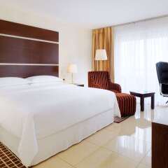 Sheraton Abuja Hotel комната для гостей фото 5