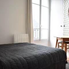 Апартаменты Stylish 1 Bedroom Apartment in Le Marais комната для гостей фото 3