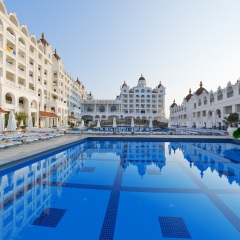 Отель Oz Hotels Side Premium бассейн