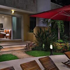 Отель Pueblito Escondido Luxury Condohotel фото 3