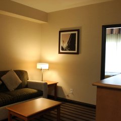 Отель Best Western King George Inn & Suites Канада, Суррей - отзывы, цены и фото номеров - забронировать отель Best Western King George Inn & Suites онлайн комната для гостей фото 3