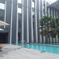 Bangkok Midtown Hotel Бангкок бассейн