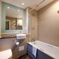 Отель Leonardo Boutique Hotel Edinburgh City Великобритания, Эдинбург - отзывы, цены и фото номеров - забронировать отель Leonardo Boutique Hotel Edinburgh City онлайн ванная фото 2