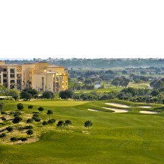 Отель The Residences at Victoria by Tivoli спортивное сооружение