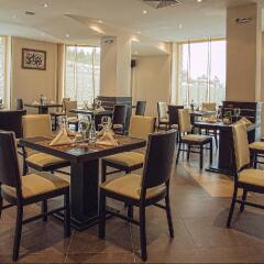 Отель St. John Hill Hotel by Zeus International Болгария, Банско - отзывы, цены и фото номеров - забронировать отель St. John Hill Hotel by Zeus International онлайн питание