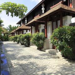 Отель Pavilion Samui Villas & Resort парковка