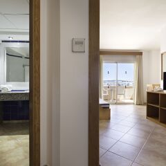 Отель Azuline Hotel - Apartamento Rosamar Испания, Сан-Антони-де-Портмань - отзывы, цены и фото номеров - забронировать отель Azuline Hotel - Apartamento Rosamar онлайн комната для гостей фото 3