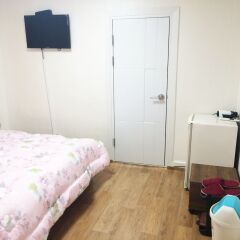 Отель Seoul Tower Family Guesthouse Сеул комната для гостей