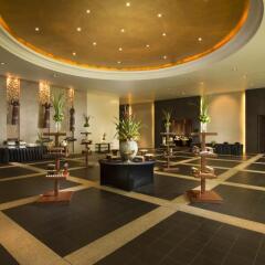 Отель Hilton Phuket Arcadia Resort and Spa интерьер отеля фото 3