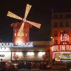 Отель Ibis Styles Pigalle Montmartre Париж развлечения