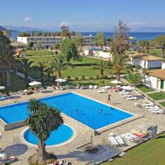 Messonghi Beach Hotel Сивота бассейн